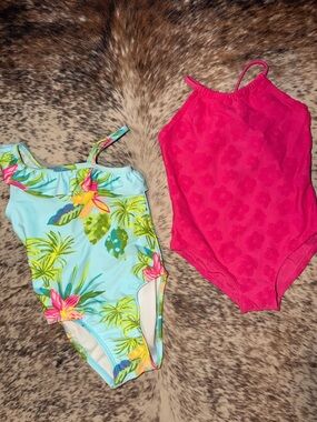 Toddler Swimsuit Set (NWOT)
